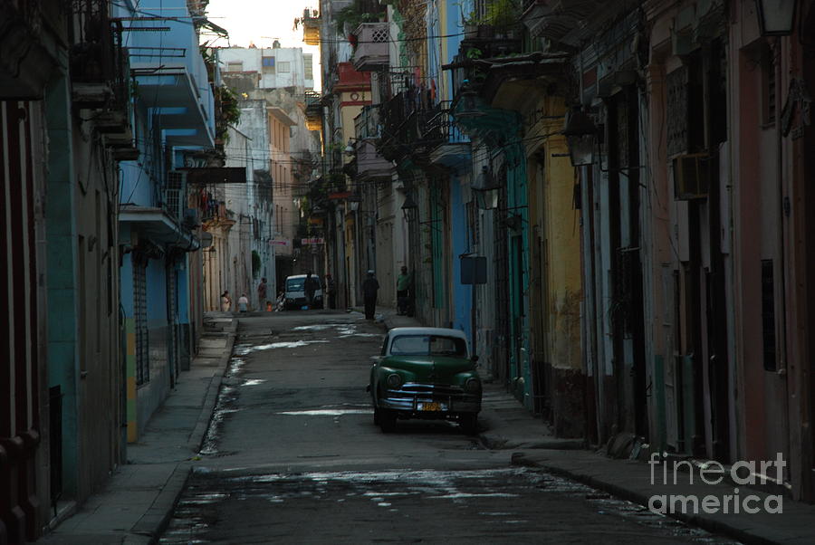 Havana Am Photograph by Jim Goodman
