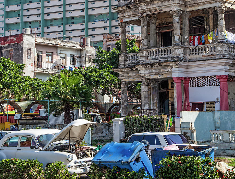 Havana Cuba Photograph by Charles Harden