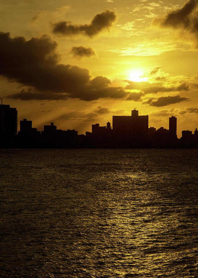 Skyline Photograph - Havana Sunset by Levin Rodriguez