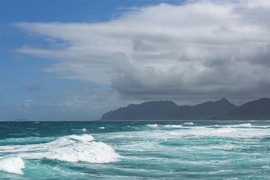 Hawaiian Coastal Mountains - Rough Waters and Clearing Storm on Oahu North Shore Photograph by Georgia Mizuleva