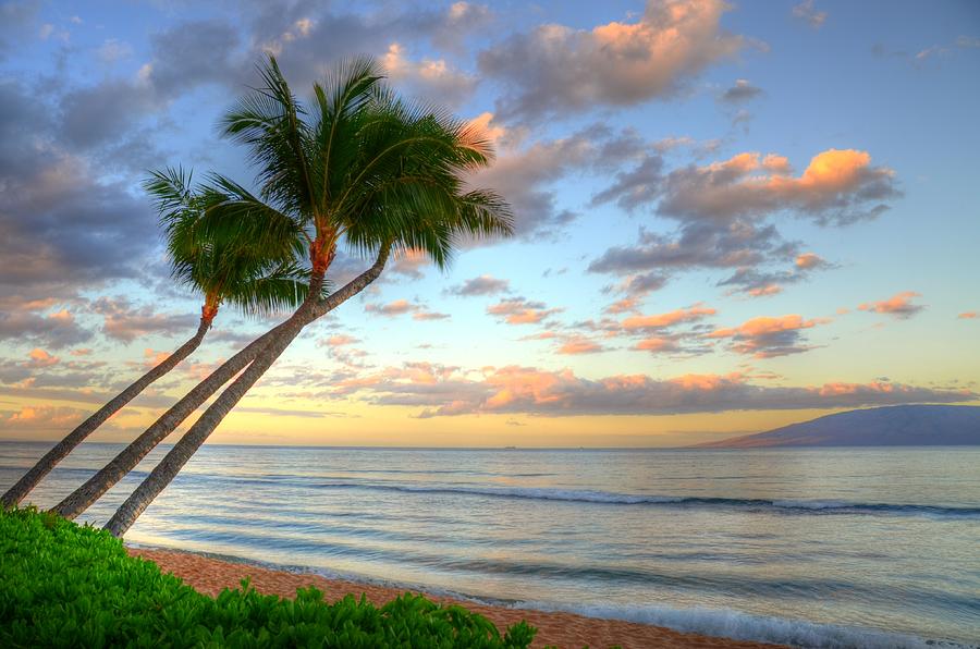 Hawaiian Sunrise Photograph by Kelly Wade