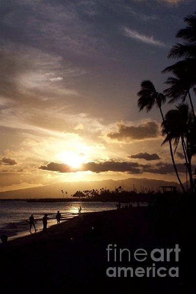 Hawaiian Sunset Photograph by Lori Leigh