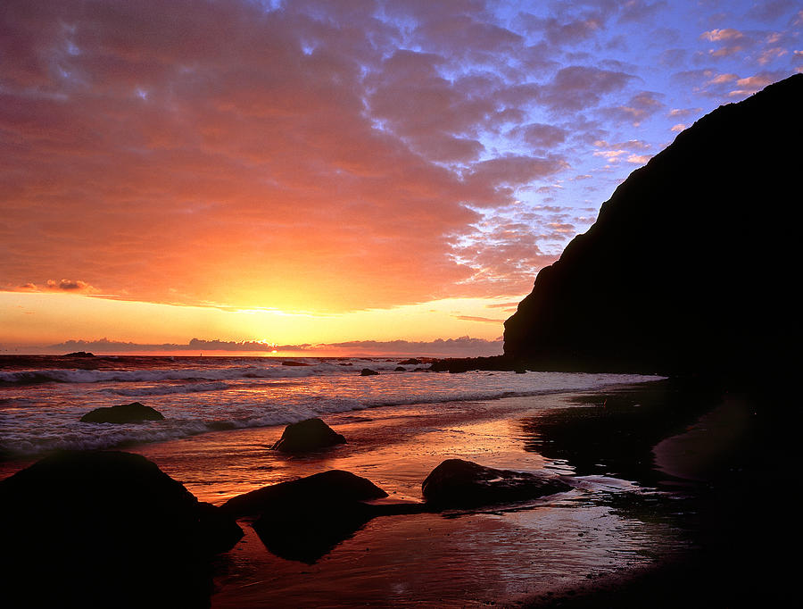 Headlands at Sunset Photograph by Cliff Wassmann