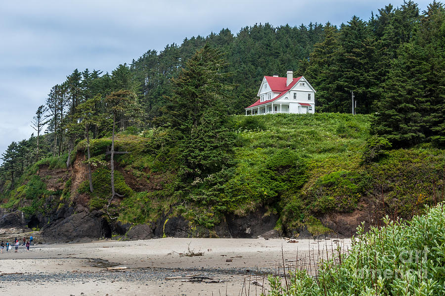 Hecata Head Lighthouse Keepers Residence Photograph by Al Andersen