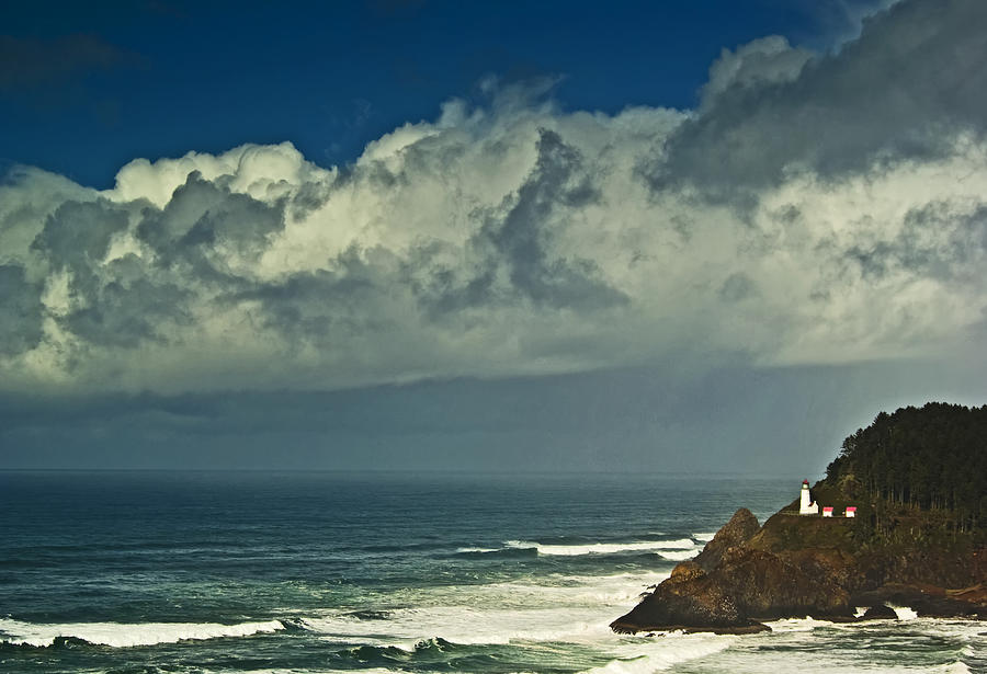 Heceta Head Lighthouse2 Photograph by Dale Stillman