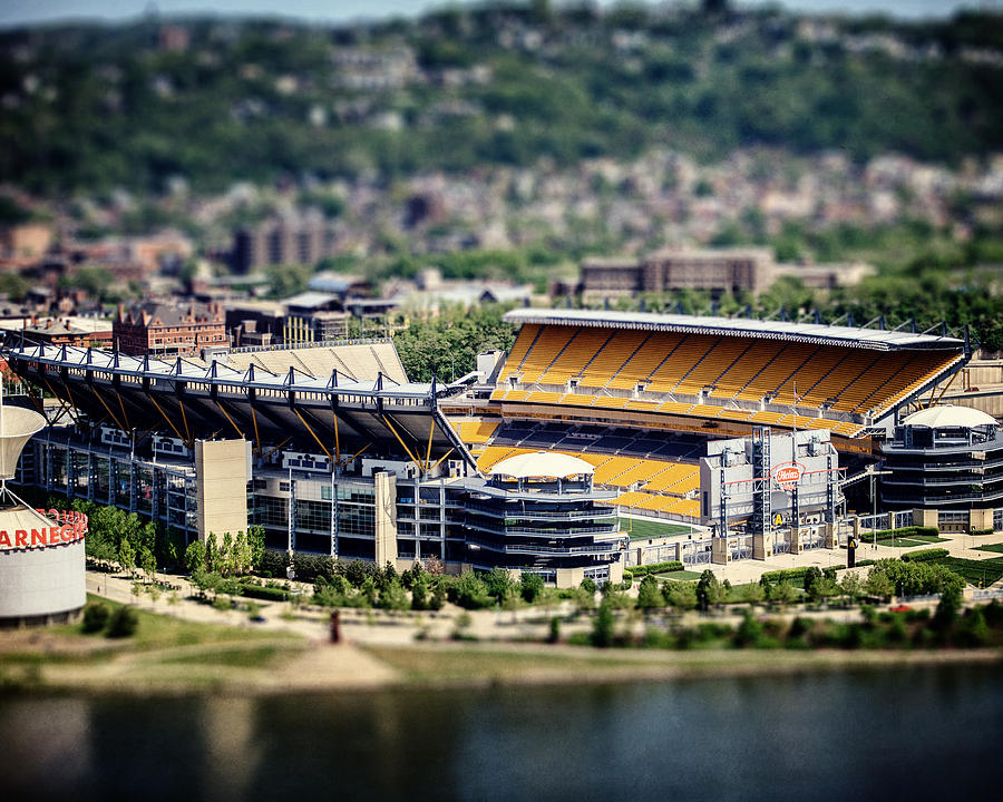Pittsburgh Steelers Photograph - Heinz Field Pittsburgh Steelers by Lisa R