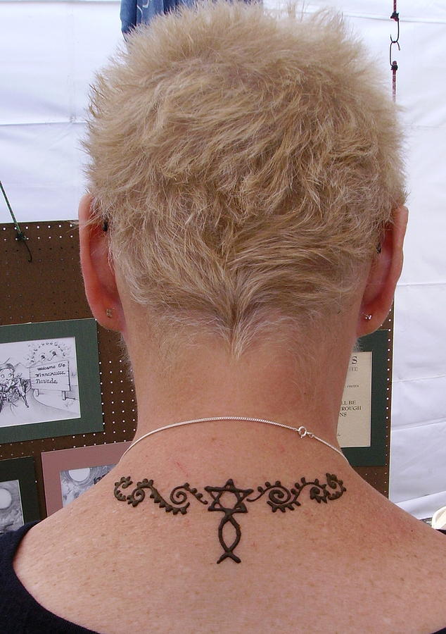 Henna Harmony - First neck tattoo!! | Facebook