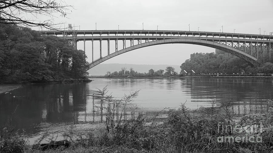 Henry Hudson Bridge  Photograph by Cole Thompson