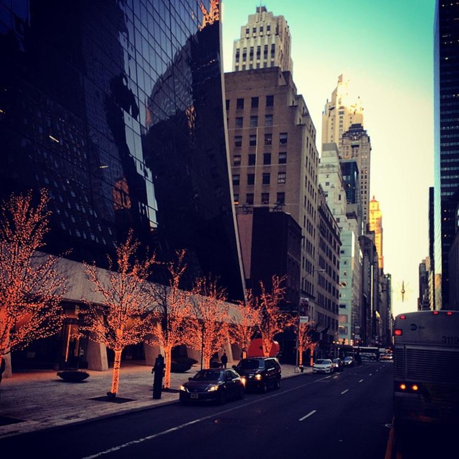 City Photograph - Here Hot..#tagdistrict.app #newyork by Robert Zarzuela