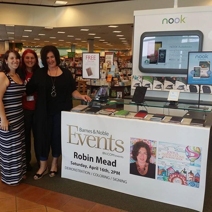 Barnesandnoble Photograph - Here I Am With My Gorgeous Daughters At by Robin Mead