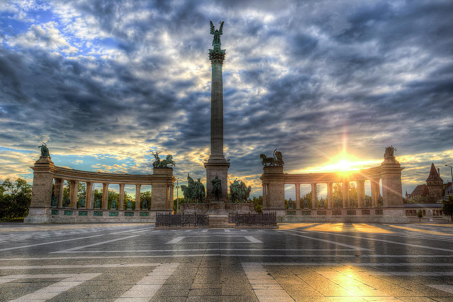 Heroes Square Budapest Hungary Sunrise Photograph by David Pyatt