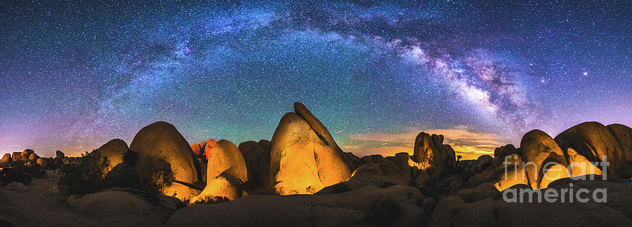 Joshua Tree National Park Photograph - Hidden Valley Milky Way by Robert Loe