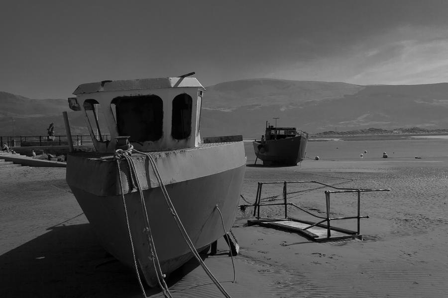 Barmouth Photograph - High And Dry by Nigel Spencer Barmouth Photograph - High And Dry by Nigel Spencer