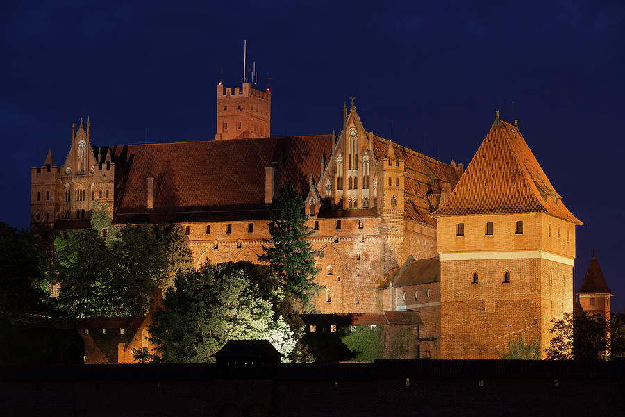 High Castle of the Malbork Castle at Night Photograph by Artur Bogacki