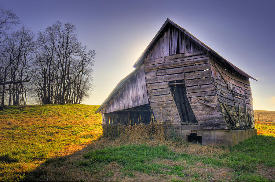 Hillix Barn Photograph by Don Wolf