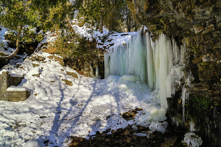 Hilton Falls In Winter Photograph by Gary Hall