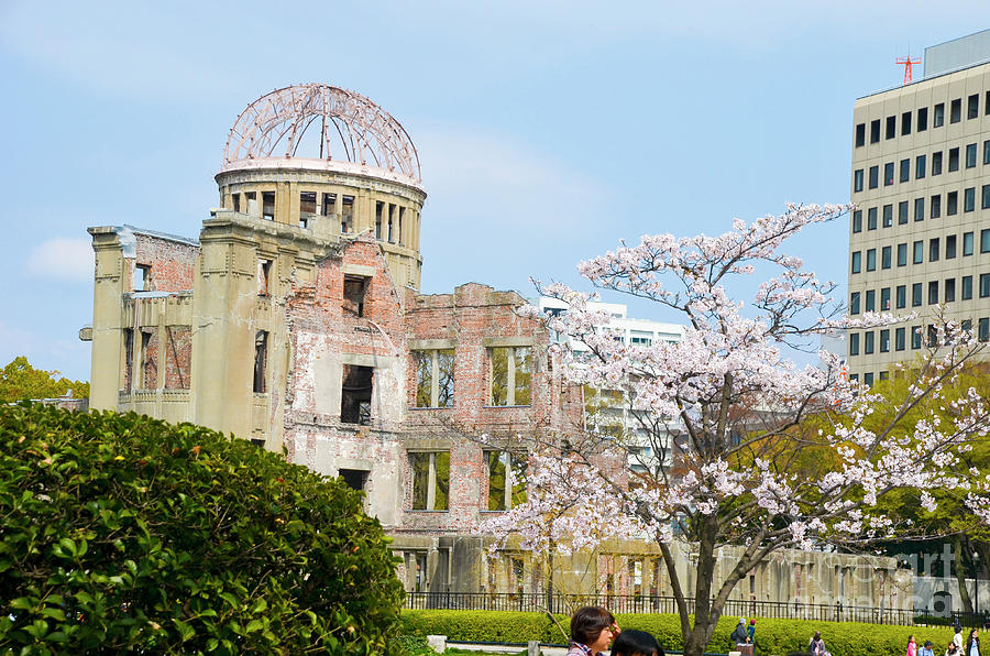 Landmark Photograph - Hiroshima, Peace Memorial Park by Sv