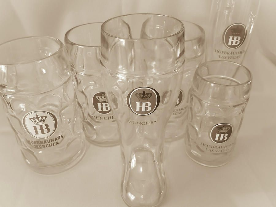 Historic Hofbrau Photograph by Darrell Foster