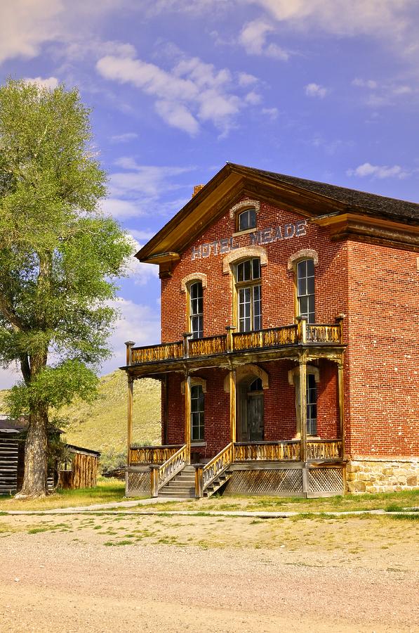 Historic Hotel Meade Photograph by Image Takers Photography LLC - Laura ...