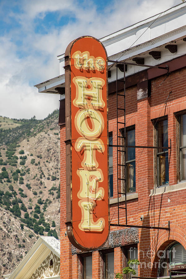 Historic Howard Hotel - Brigham City - Utah Photograph by Gary Whitton