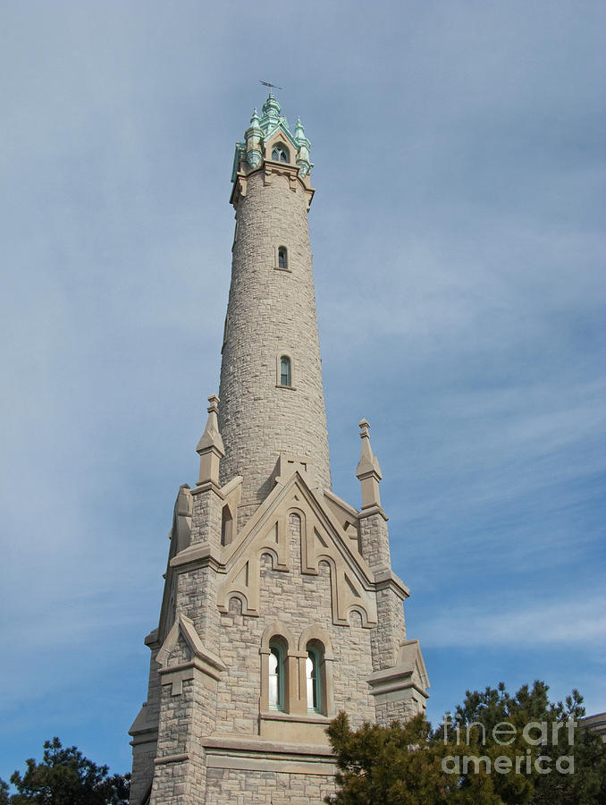 Milwaukee Photograph - Historic Milwaukee Water Tower by Ann Horn