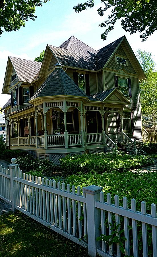 Historic New England House Photograph By Richard Jenkins