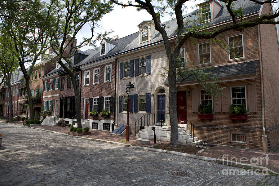 Historic Row Homes in Old City - Philadelphia Photograph by Anthony Totah