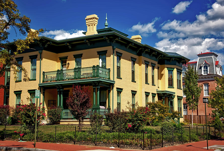 Washington D.c. Photograph - Historic Victorian Architecture of Le Droit Park by Mountain Dreams
