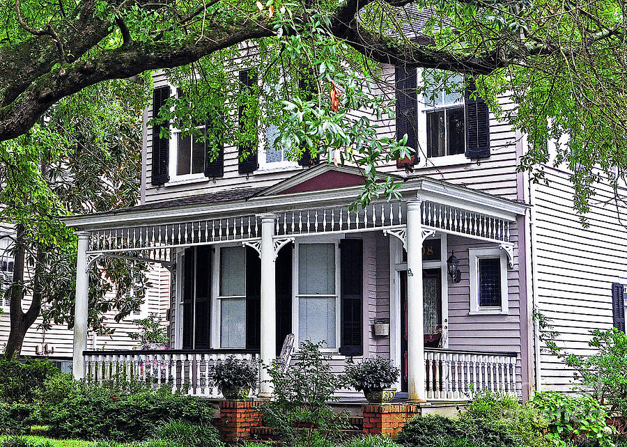 Historical Home in Wilmington Photograph by Lydia Holly