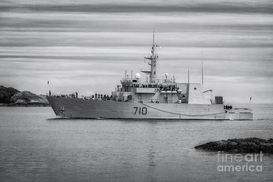 HMCS Brandon bw Photograph by Jerry Fornarotto