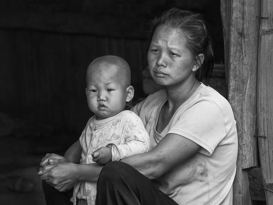 HMong Mother and Child Photograph by Wade Aiken