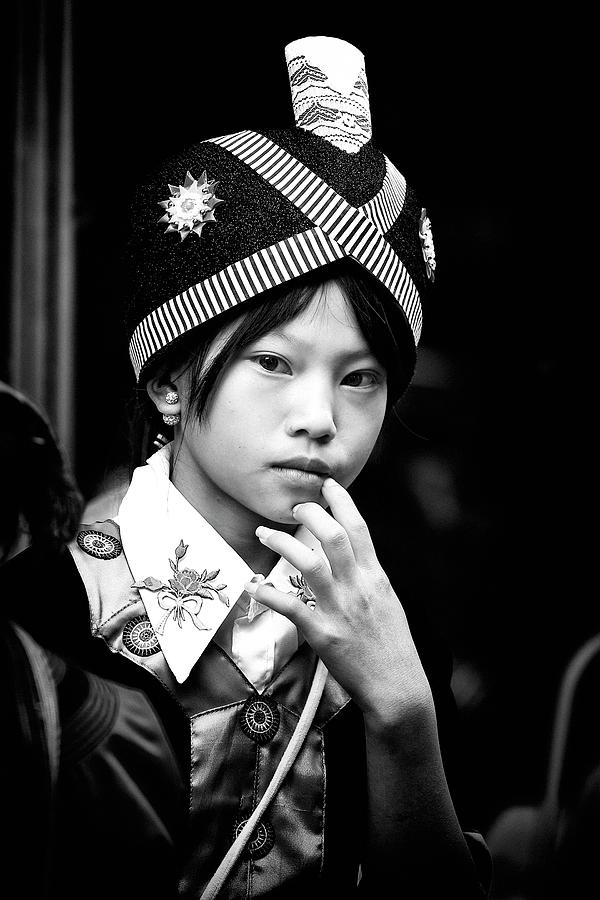 Hmong, Pha Long... Photograph by John Moulds