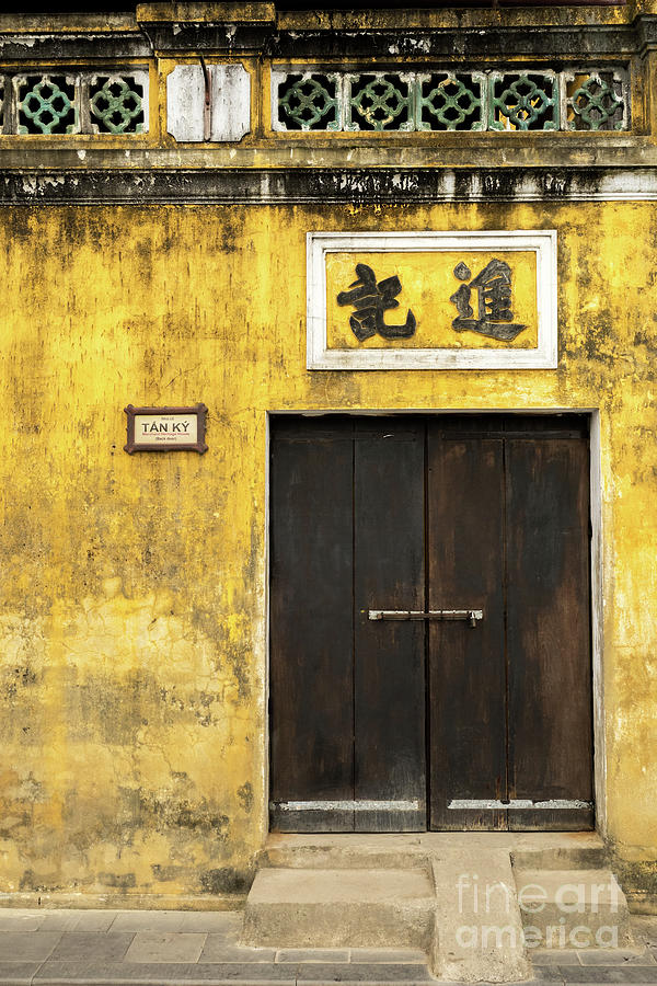 Hoi An Tan Ky Wall 08 Photograph by Rick Piper Photography