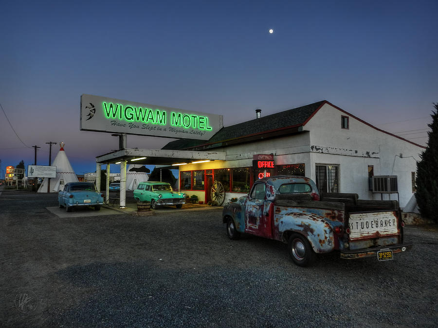 Car Photograph - Holbrook AZ - Wigwam Motel 014 by Lance Vaughn