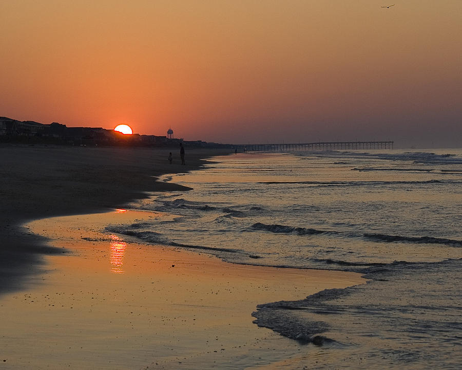 Holden Beach Sunrise 2 Photograph by Alan Raasch