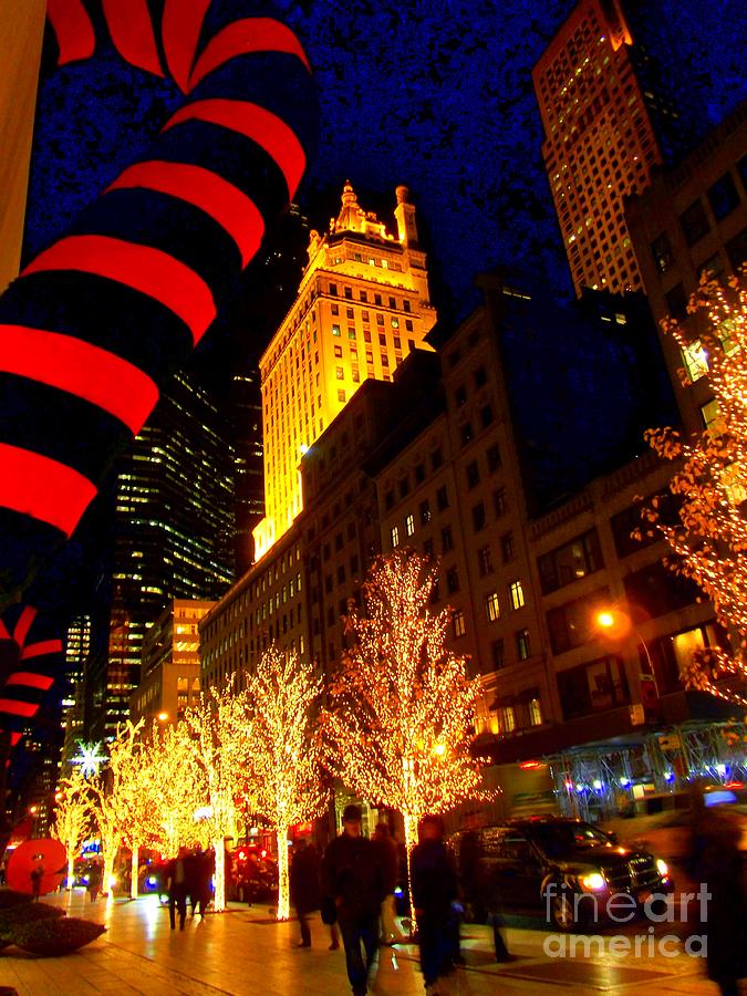 Holiday on 57th - Christmas in New York Photograph by Miriam Danar