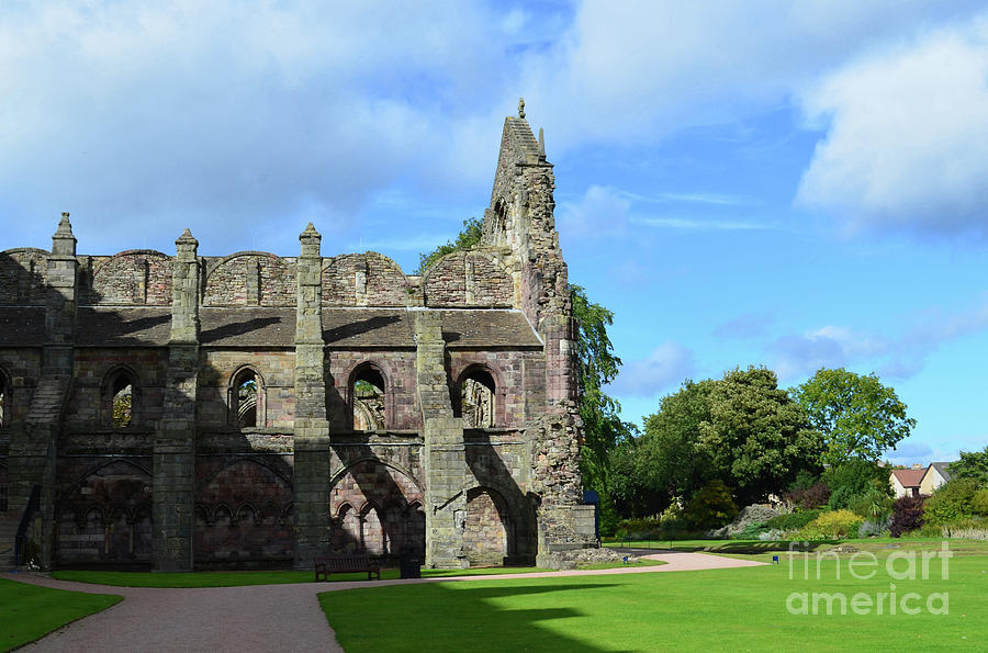 Holyrood Abbey Ruins in Edinburgh Scotland Photograph by DejaVu Designs