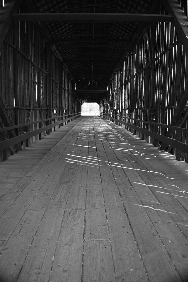 Honey Run Covered Bridge Photograph by Frank Wilson
