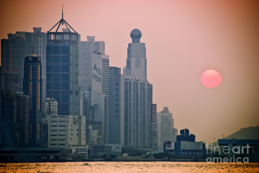 Sunset Photograph - Hong Kong Island by Ray Laskowitz - Printscapes