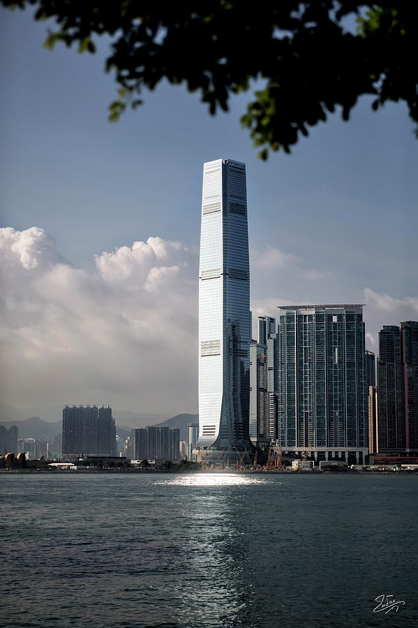 Hong Kongs Tallest Building  by Endre Balogh