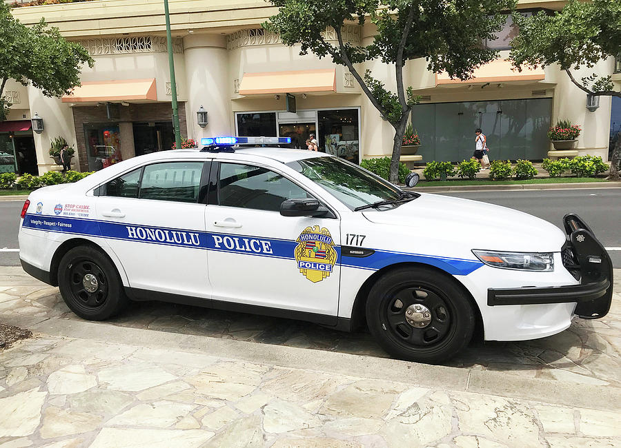 Honolulu Police Car by Howard Dorfman