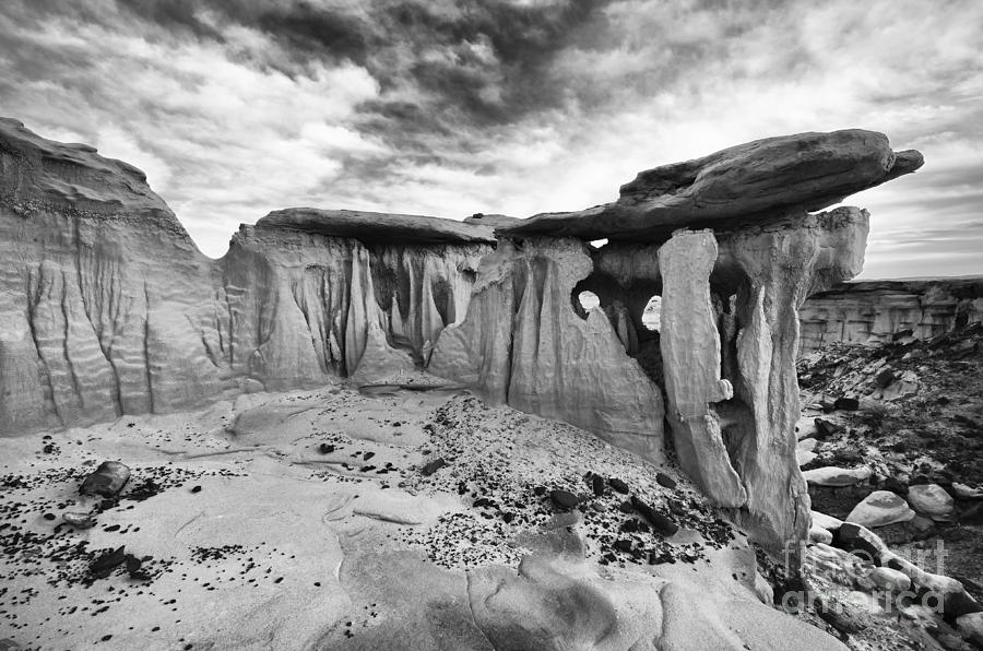 Valley Of Dreams 3 Photograph by Bob Christopher - Fine Art America