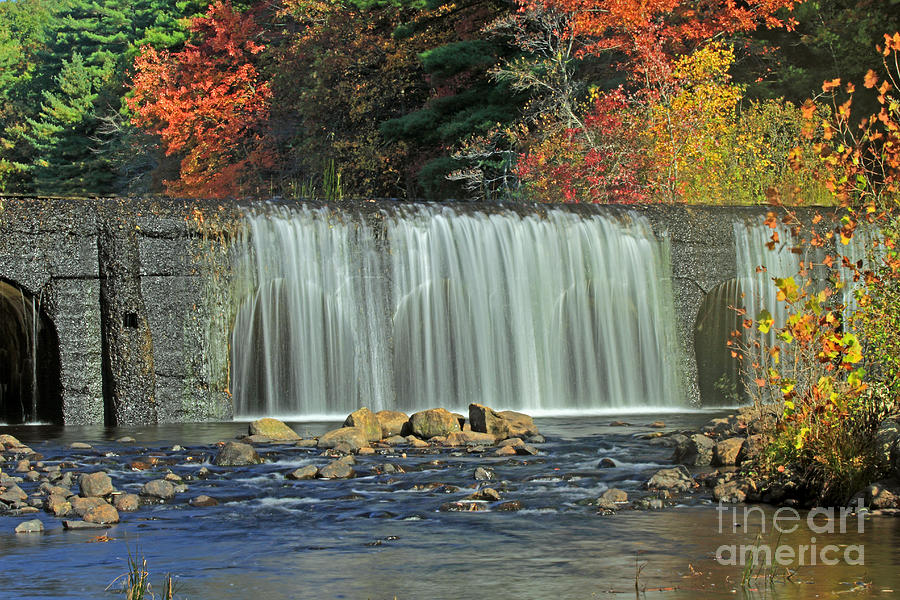 Landscape Photograph - Hope Dam by Jim Beckwith