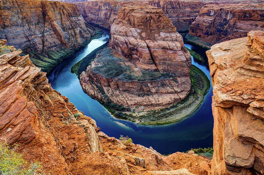 Horseshoe Bend Photograph by Raul Rodriguez