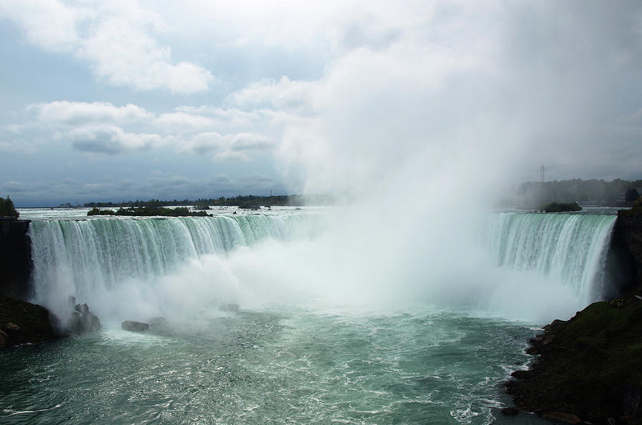 Horseshoe Falls Photograph by Mary Capriole
