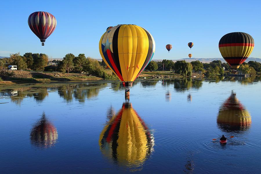 Hot air balloons 3 Photograph by Lynn Hopwood