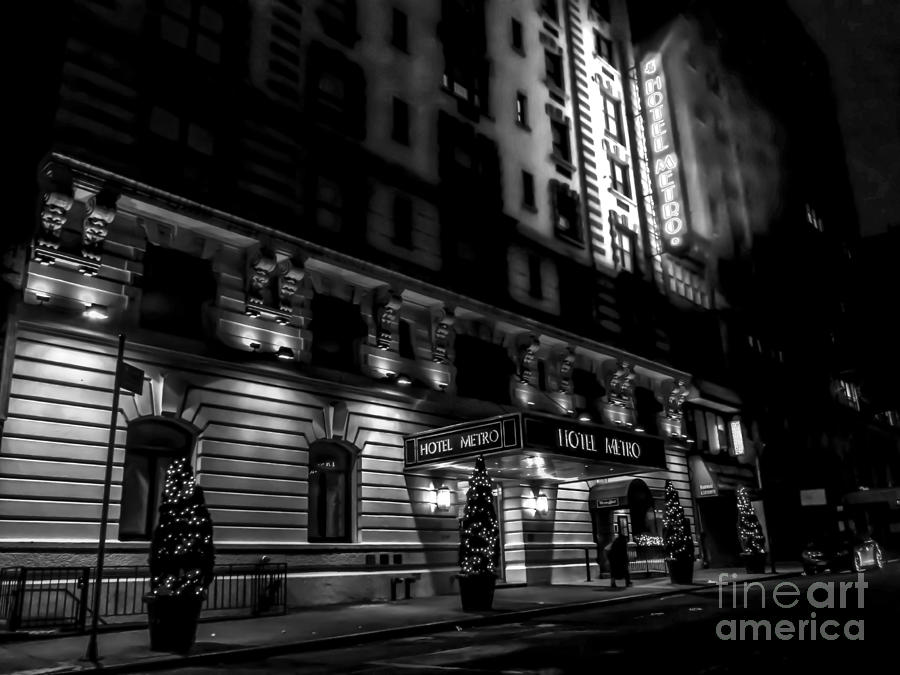 Hotel Metro, NYC - BW Photograph by James Aiken