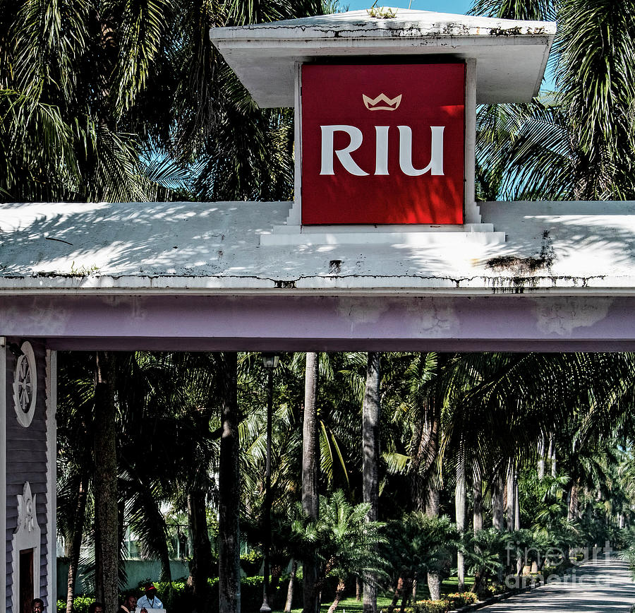 Hotel Riu Ocho Rios in Jamaica Photograph by David Oppenheimer