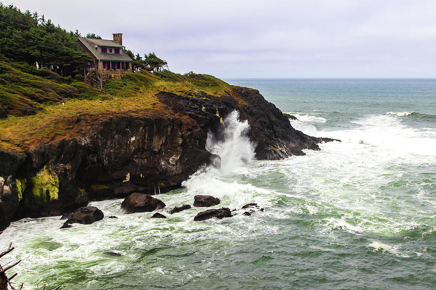 House on Coastal Cliff, Oregon Photograph by Aashish Vaidya