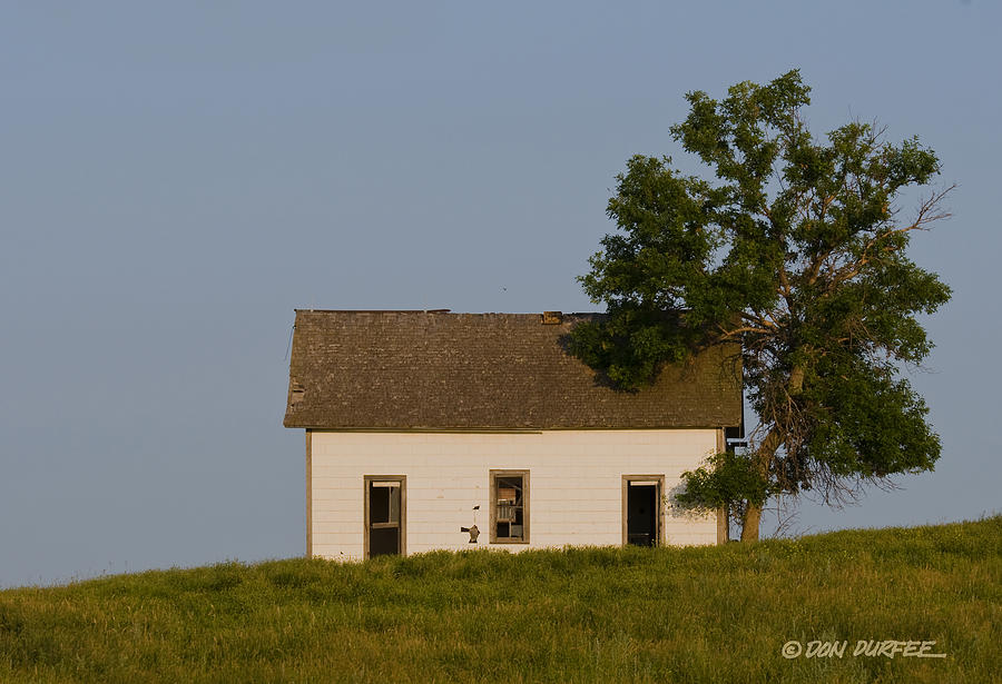 House On The Hill Photograph by Don Durfee